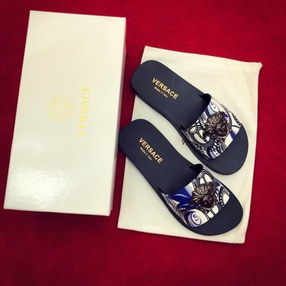 Versace New Fashion Slippers Cowhide Black White And Blue Men