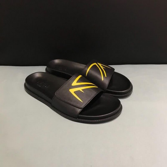 Fendi Slippers Leather Yellow And Black Men