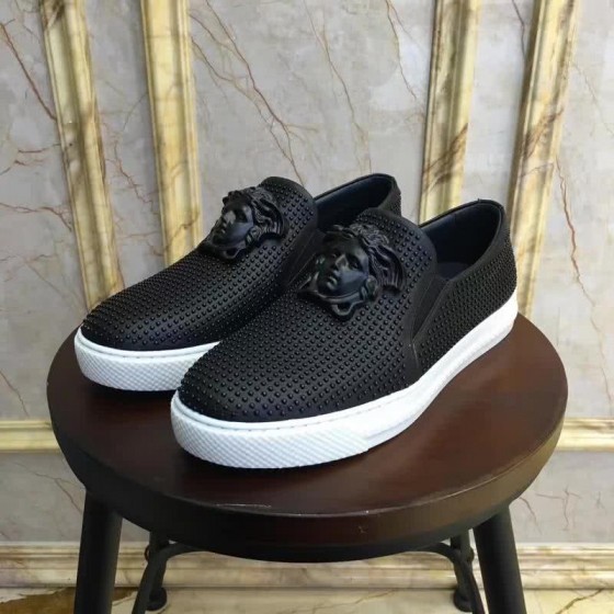 Versace Top Quality Loafers Cowhide Black Rivet Black Men