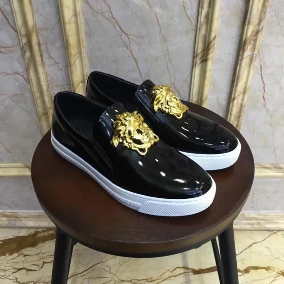 Versace New Loafers Cowhide Wear-resistant Gold Medusa Bright Black Men