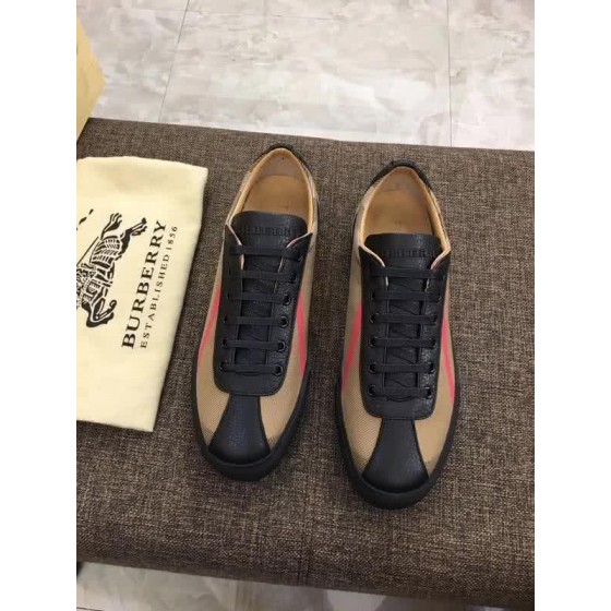 Burberry Fashion Comfortable Shoes Cowhide Yellow And Black Men