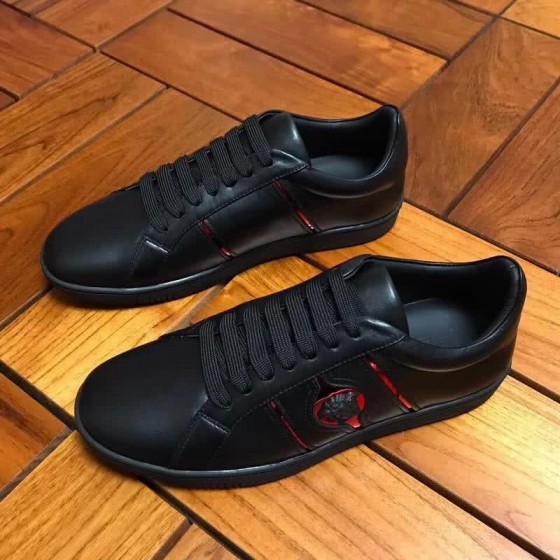 Versace Low-top Casual Shoes Cowhide Black And Red Men