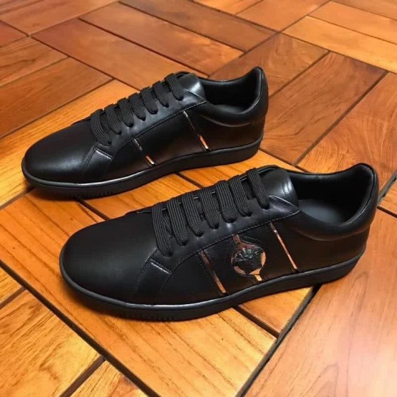 Versace Low-top Casual Shoes Cowhide Black And Sliver Men