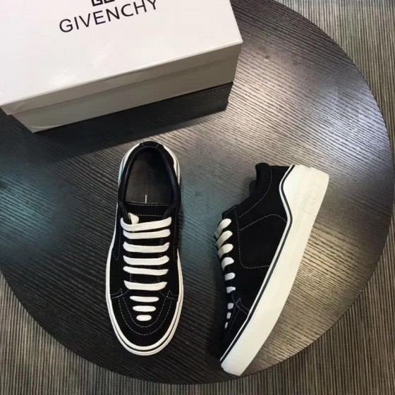 Givenchy Sneakers Black Upper White Sole And Shoelaces Men