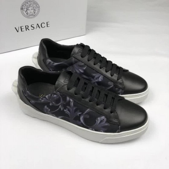 Versace Cowhide Leather Casual Shoes Non-slip Design Black Men