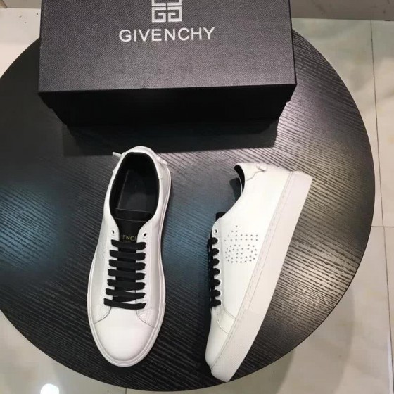Givenchy Sneakers White Upper Little Stars Black Shoelaces Men