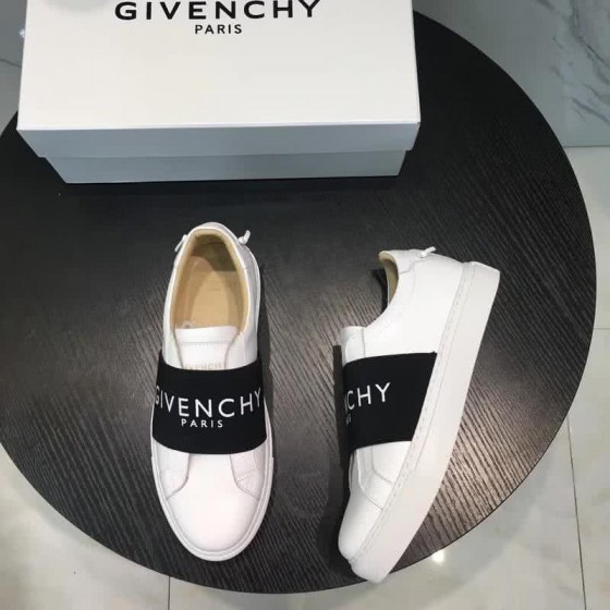 Givenchy Sneakers White Letters White And Black Men