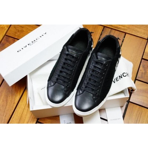 Givenchy Sneakers White Letters Black Upper White Sole Men