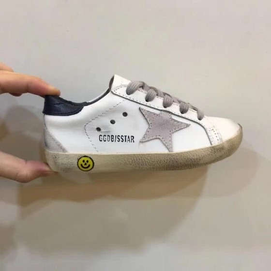 Golden Goose∕GGDB Kids Superstar Sneaker Antique style White and Grey star