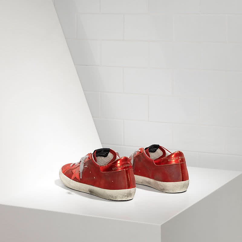 Golden Goose Sneakers Super Star IN Camoscio E Stella IN Pelle Laminata red mirror 2