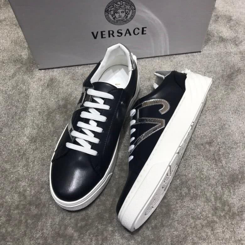 Versace Top Quality Cowhide Casual Shoes White And Black Men 1