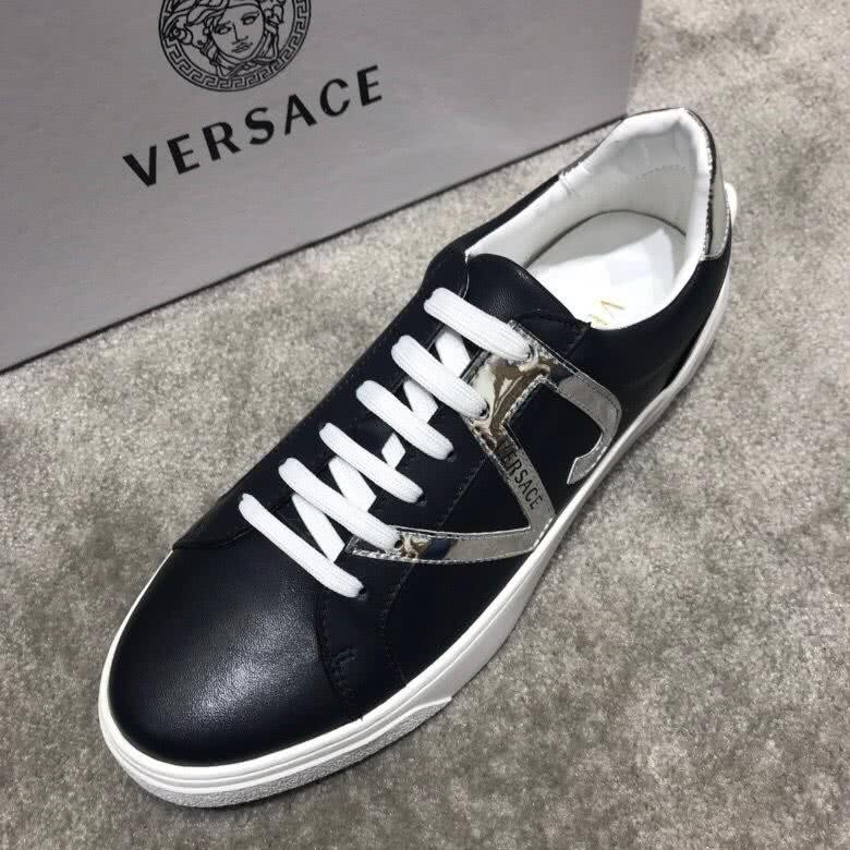 Versace Top Quality Cowhide Casual Shoes White And Black Men 4