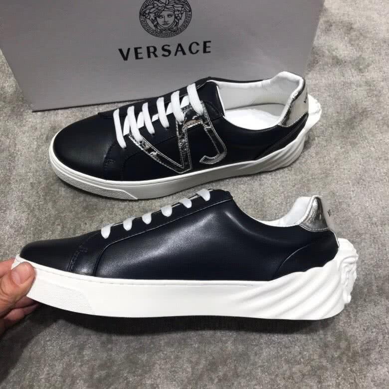Versace Top Quality Cowhide Casual Shoes White And Black Men 7
