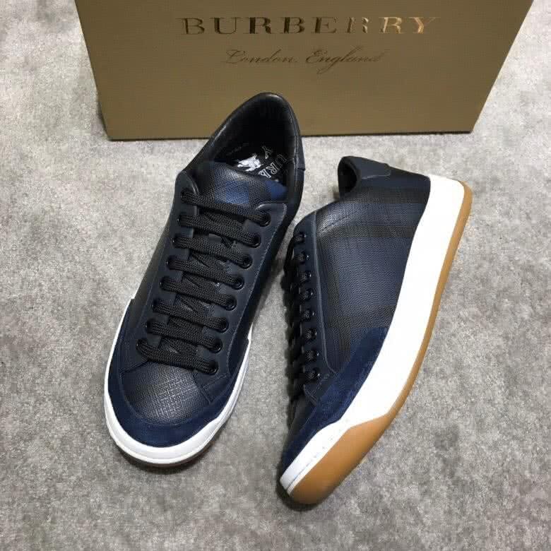 Burberry Fashion Comfortable Sneakers Cowhide Black Blue Men 1
