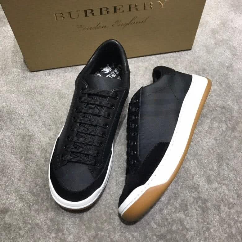 Burberry Fashion Comfortable Sneakers Cowhide Black And White Men 1