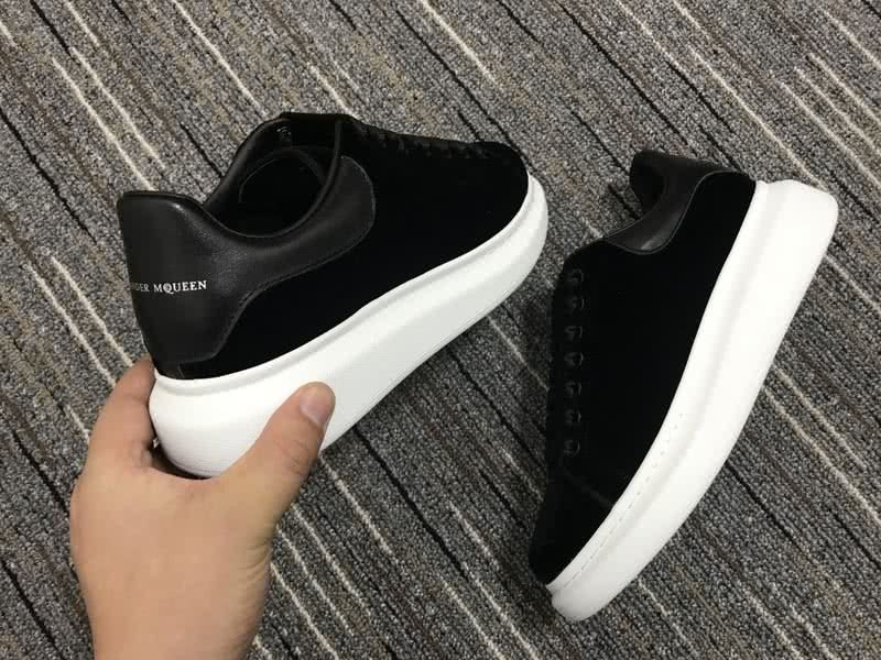 Alexander McQueen Black and Black shoelace 5