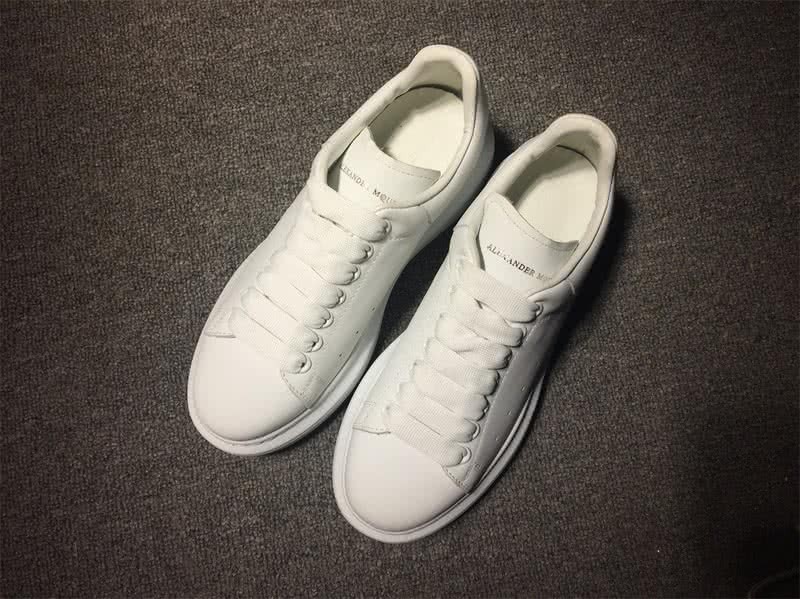 Alexander McQueen White and White shoelace Men And Women 3