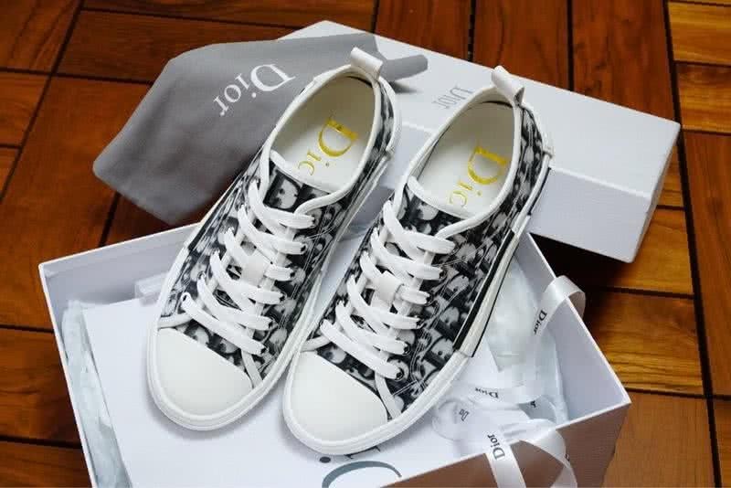Dior Sneakers Low Top White Upper And Black Letters Men 3