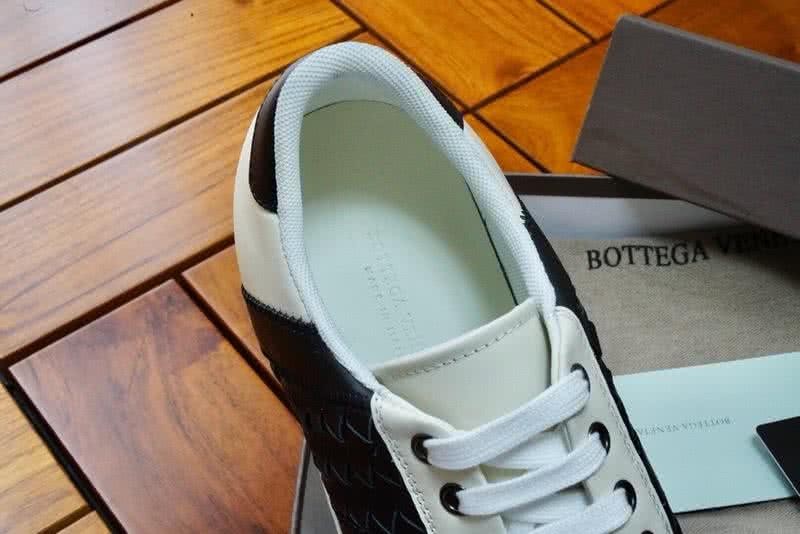 Bottega Veneta Fashion Cowhide Casual Shoes Sneakers White And Black Men 10