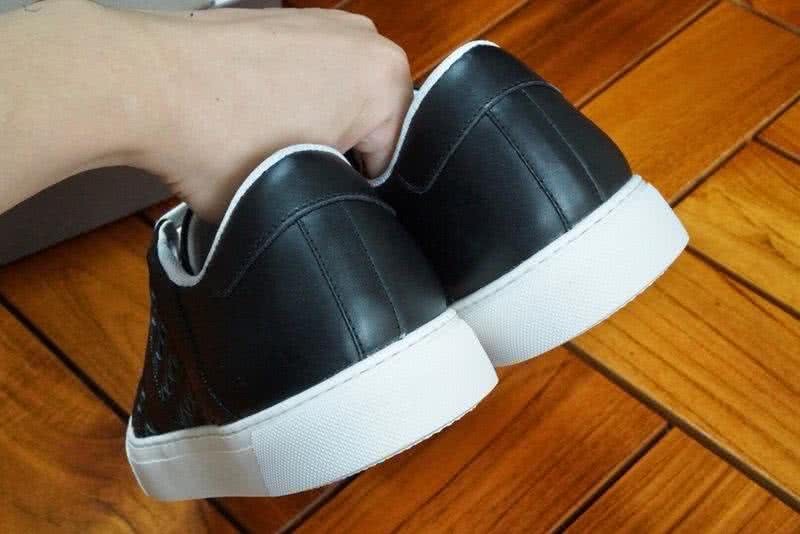 Bottega Veneta Fashion Cowhide Casual Shoes Sneakers Black And White Men 7