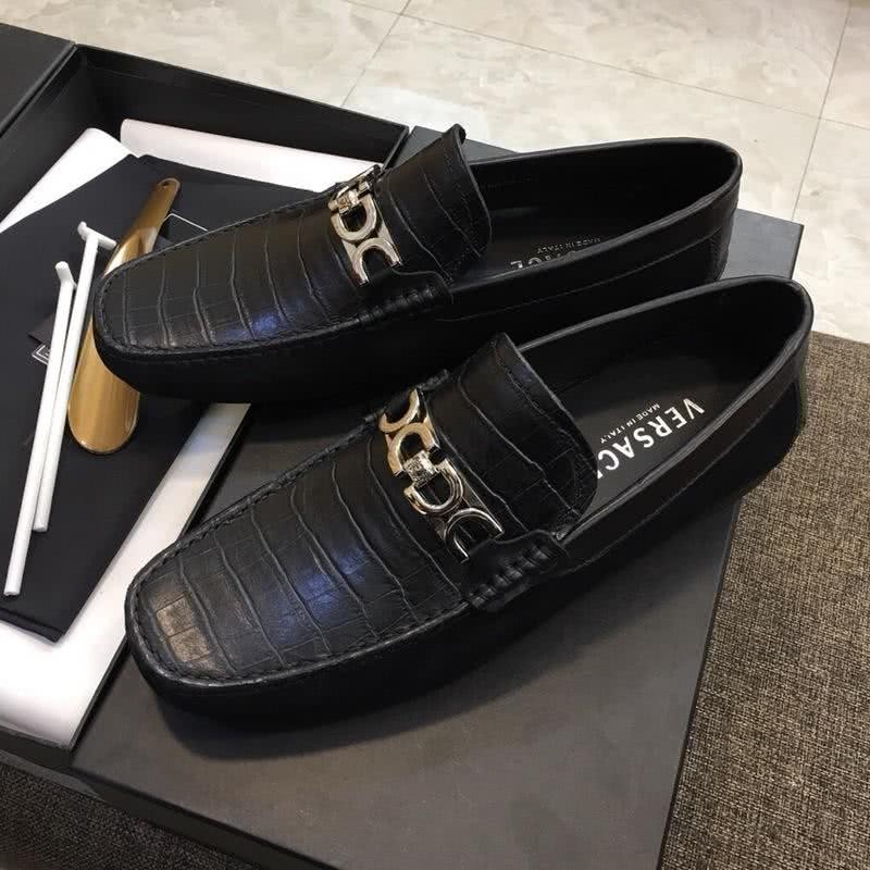 Versace Non-slip Design Cowhide Loafers Black Men 3