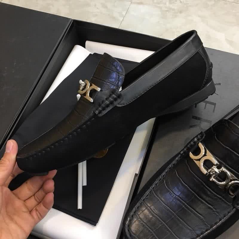 Versace Non-slip Design Cowhide Loafers Black Men 7
