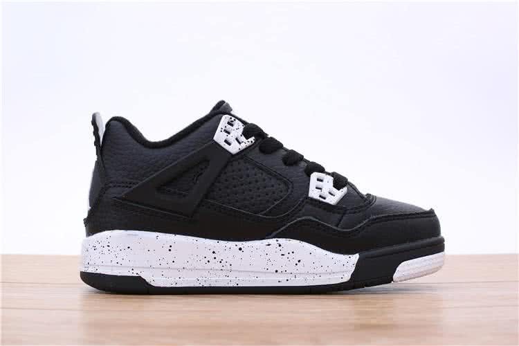 Air Jordan 4 Shoes Black And White Children 7