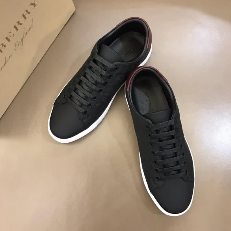 Burberry Fashion Comfortable Sneakers Cowhide Black And White Men 3