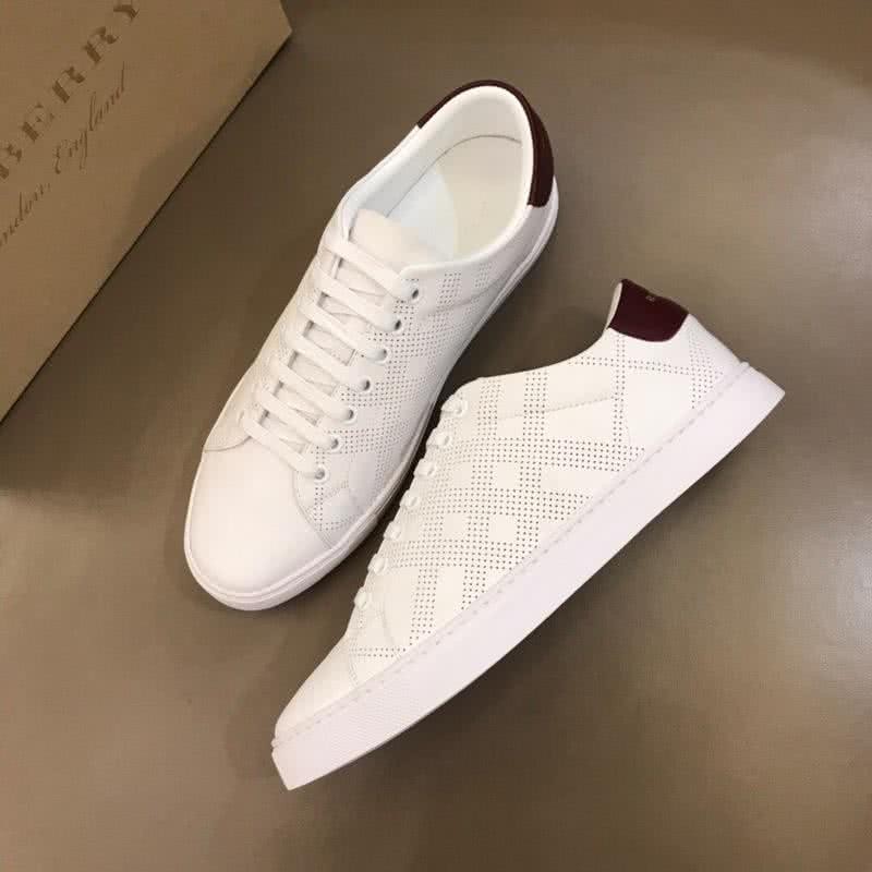 Burberry Fashion Comfortable Sneakers Cowhide White Men 1