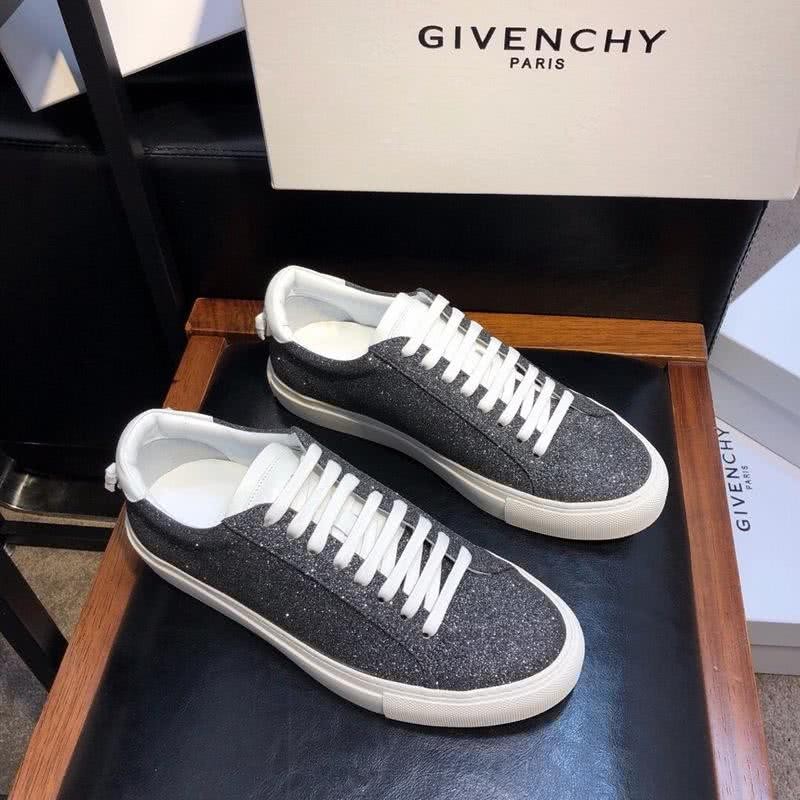 Givenchy Sneakers Black Upper White Shoelaces And Sole Men 1