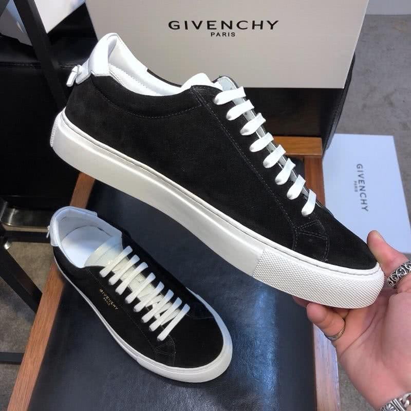 Givenchy Sneakers Black Upper White Shoelaces And Sole Men 6