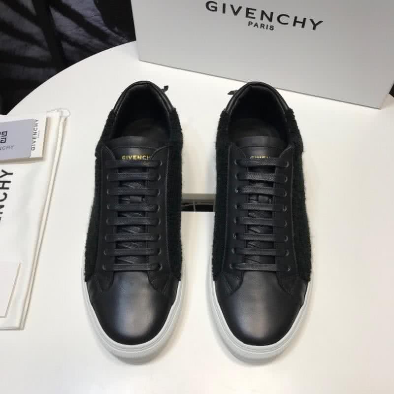 Givenchy Sneakers White Letters Black Upper White Sole Men 3