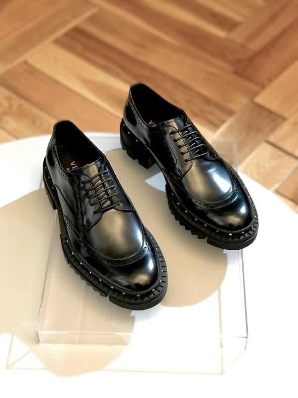 Versace Cowhide Lining Brogues Loafers Classic Rivet Pure Black Men 1