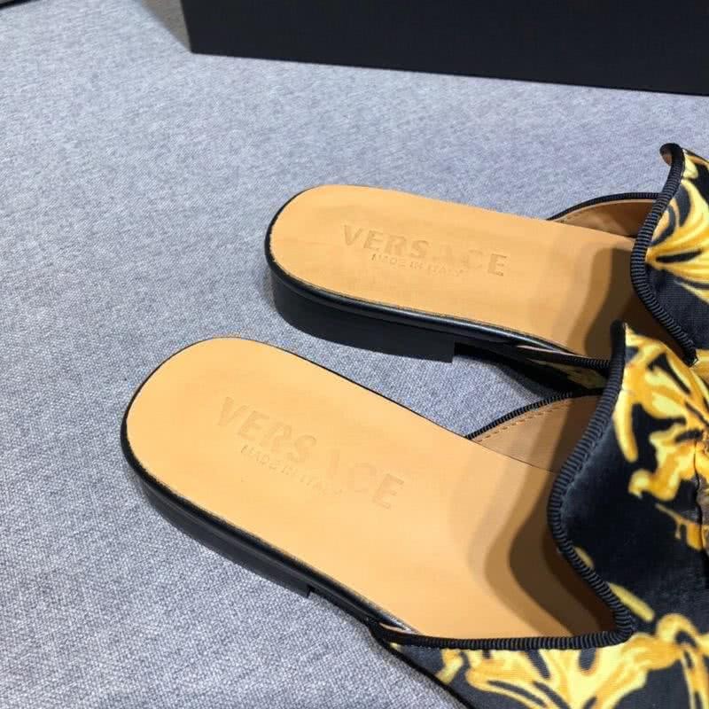 Versace Latest Cowhide  Pattern Slippers Black And Yellow Men 8