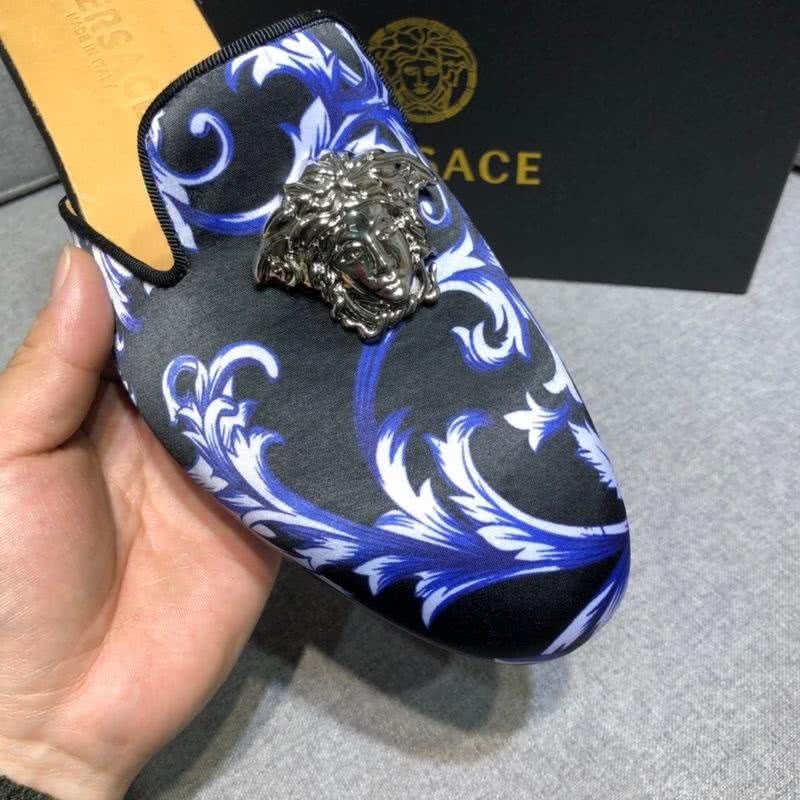 Versace Latest Cowhide  Pattern Slippers Black And Blue Men 9