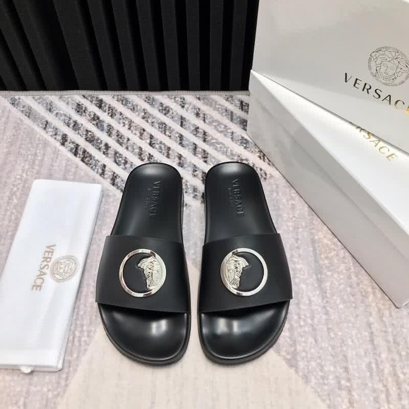 Versace Quality Slippers Cowhide Black And Sliver Men 3