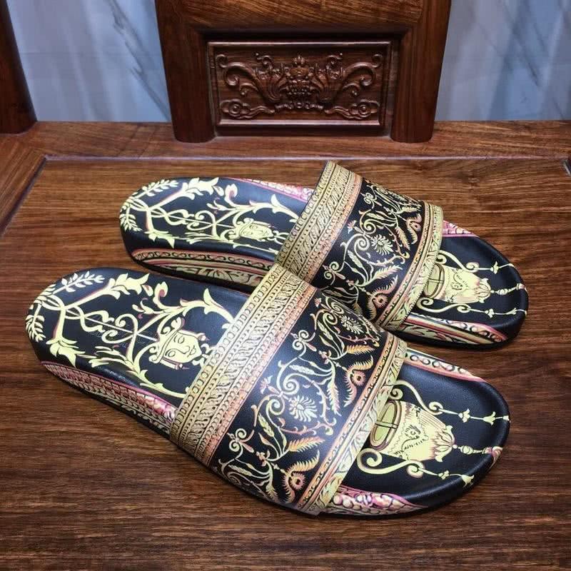 Versace Fashion Slippers Cowhide Pattern Yellow And Black Men  4