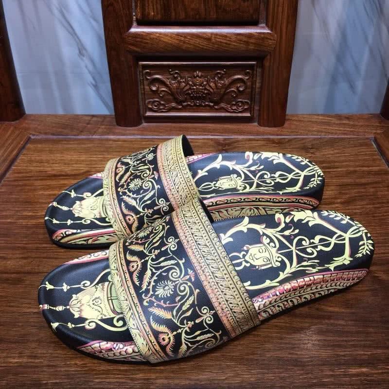 Versace Fashion Slippers Cowhide Pattern Yellow And Black Men  5