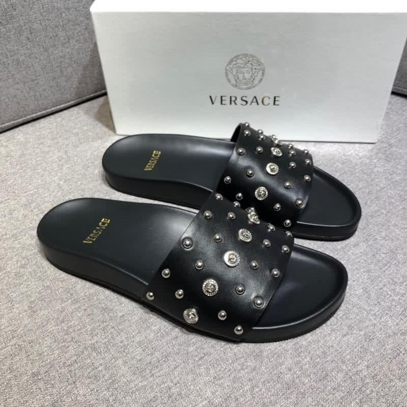 Versace New Fashion Slippers Cowhide Rivet Black Men 1
