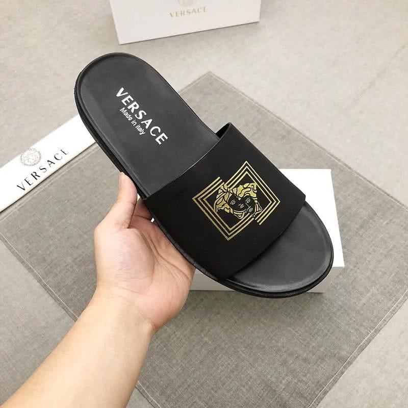 Versace Top Quality Slippers Black And Gold Men 3
