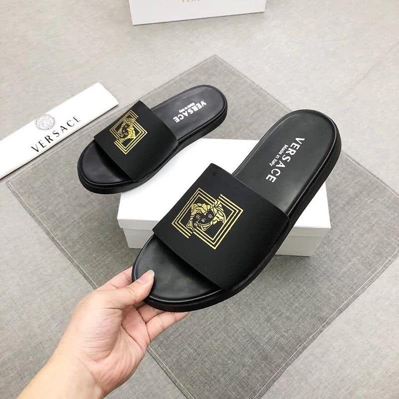 Versace Top Quality Slippers Black And Gold Men 5