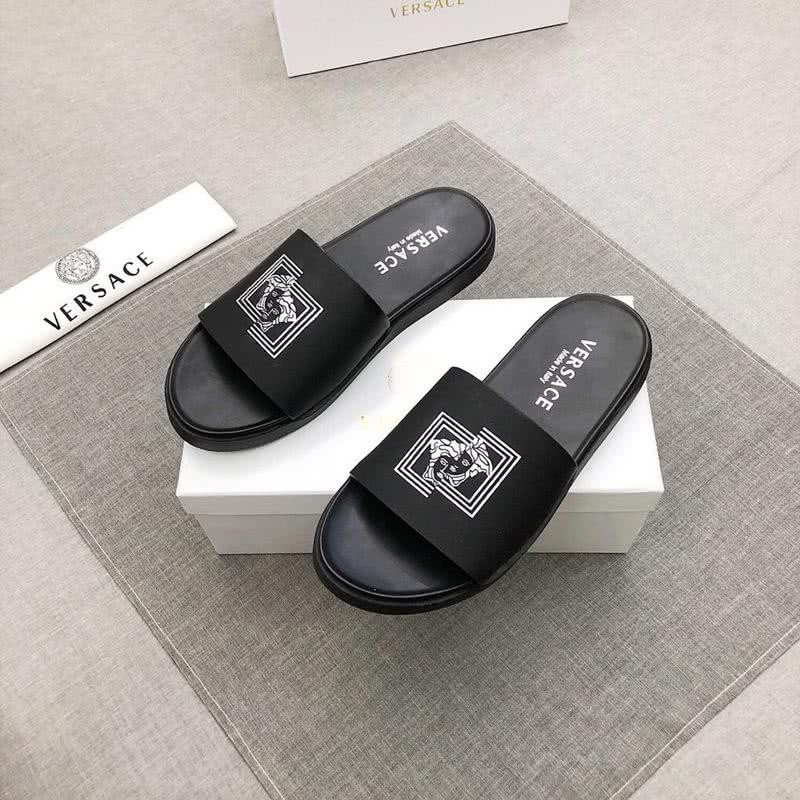 Versace Top Quality Slippers Black And White Men 9