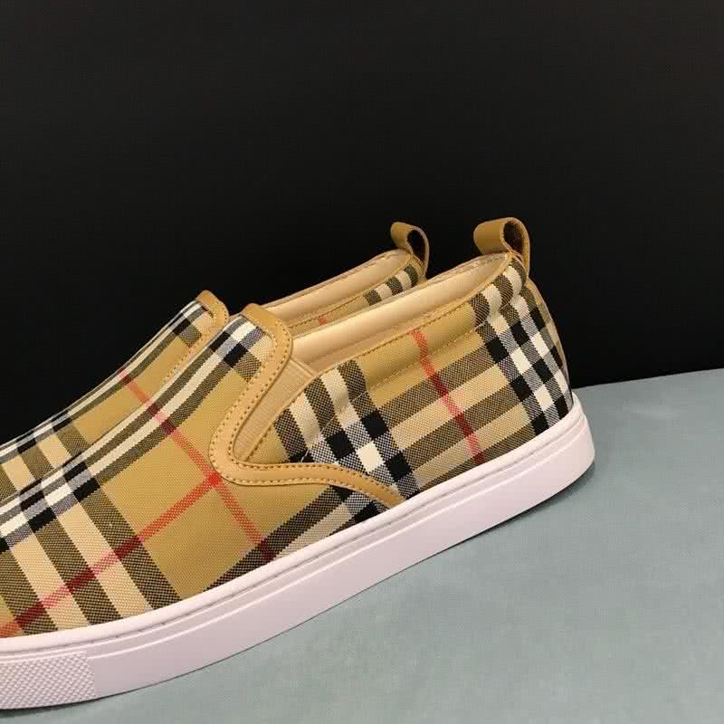 Burberry Fashion Comfortable Shoes Cowhide Yellow And White Men 6