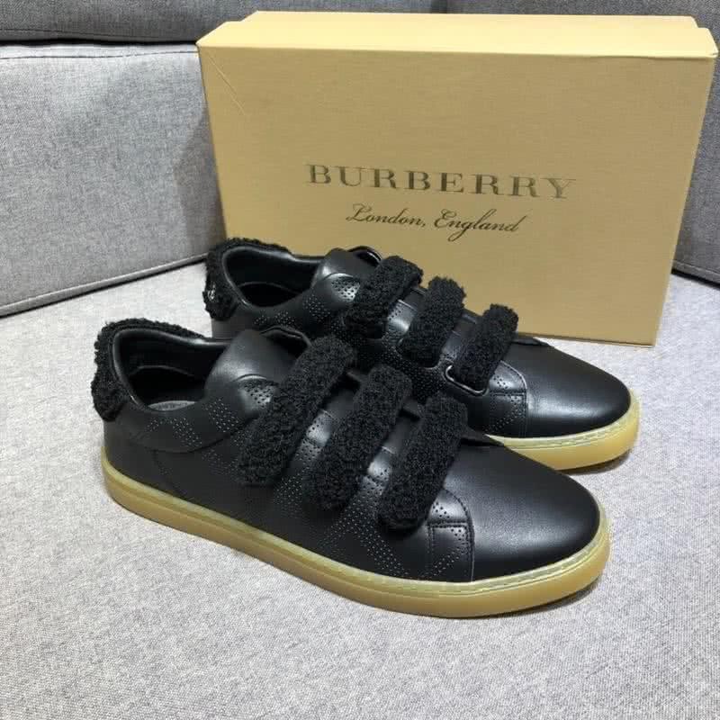 Burberry Fashion Comfortable Shoes Cowhide Black And Yellow Men 3