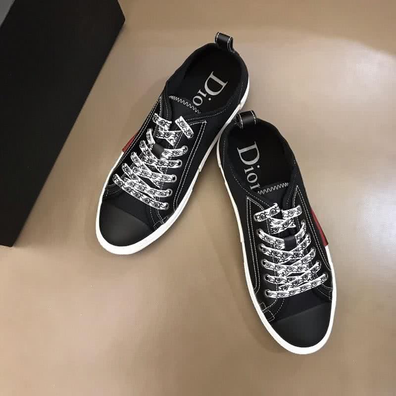 Dior Sneakers Lace-ups Black Upper White Sole White And Black Shoelaces Men 3