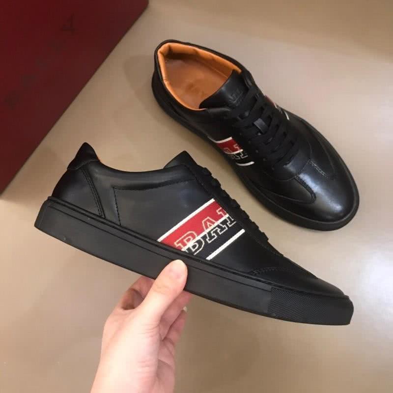Burberry Sneakers Real Leather Black Red Men 12