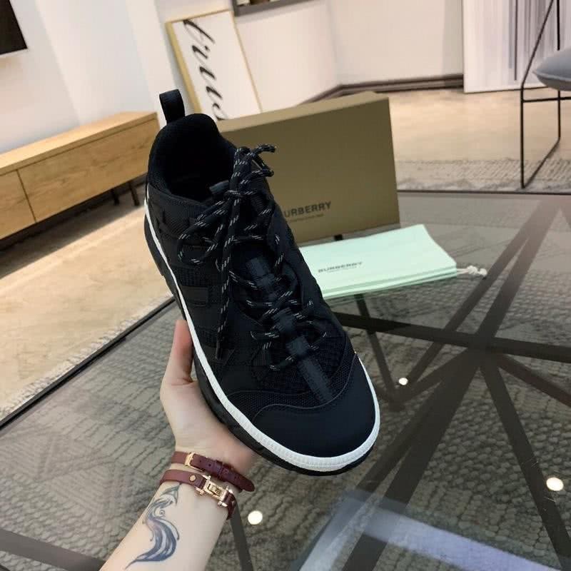 Burberry Sneakers Top Quality Black White Men 6