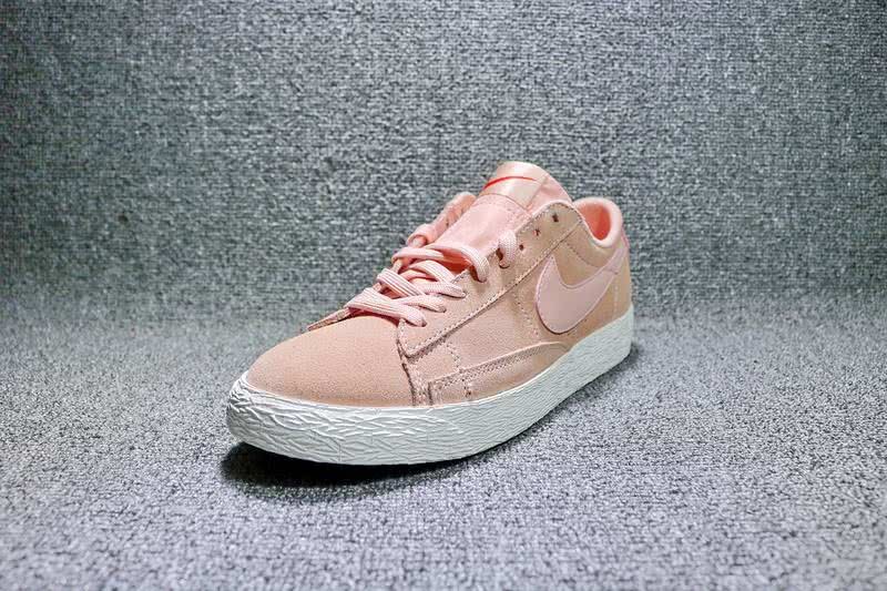 Nike Blazer Low Lx∕Le Sneakers Pink White Women 8
