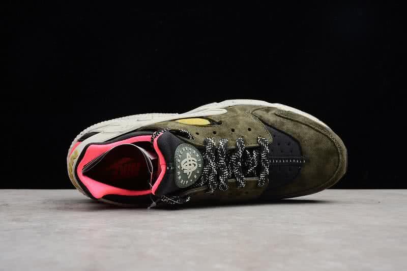 Nike Air Huarache Shoes Black/Gold Men 5
