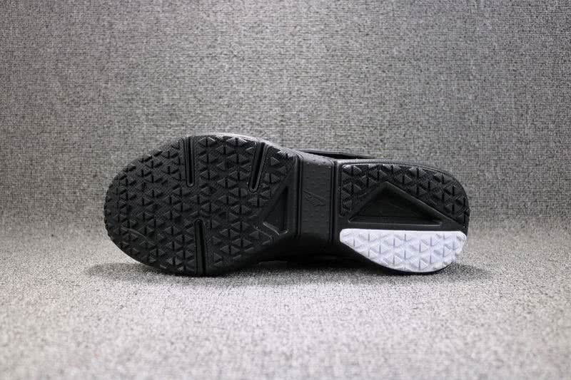 Nike Air Huarache Men Black Shoes 5